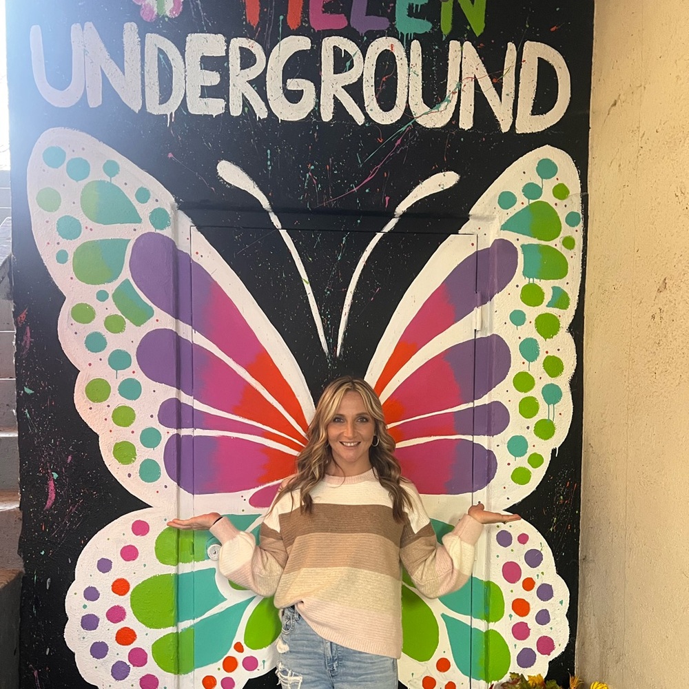 Meet your Posher, Felicia